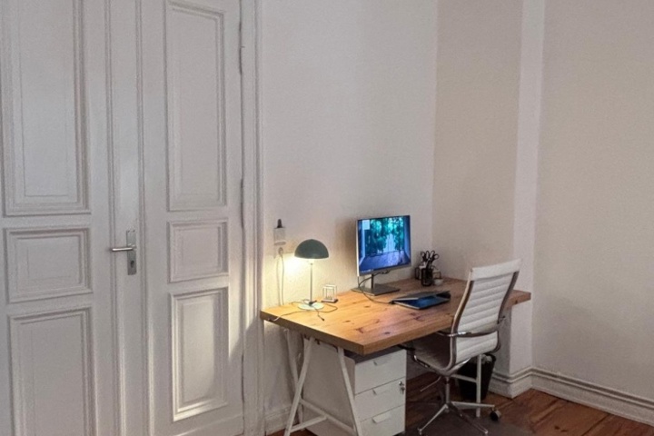 Historic Berlin Apartment - 6