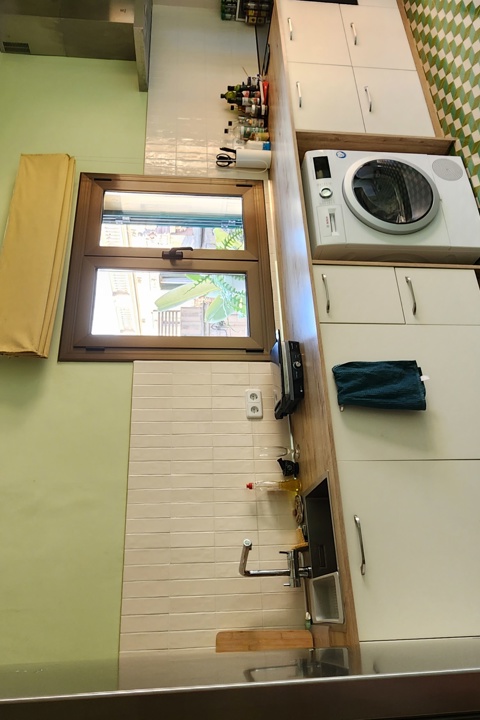 Bright room in a sunny shared flat in Poble Sec - 5