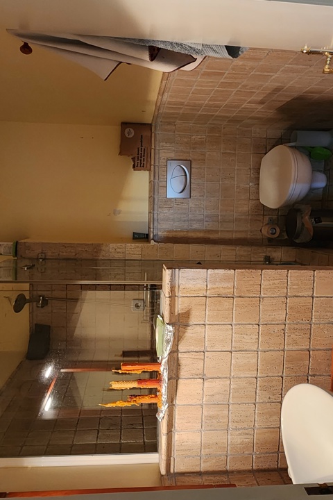 Bright room in a sunny shared flat in Poble Sec - 8