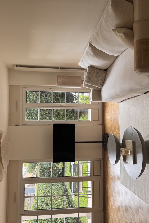 Spacious bright clean home with 2 gardens in a bea - 1