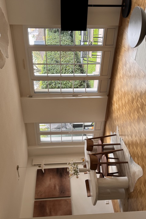 Spacious bright clean home with 2 gardens in a bea - 2