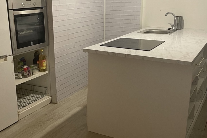 Bright seaside apartment with views of Gibraltar - 2