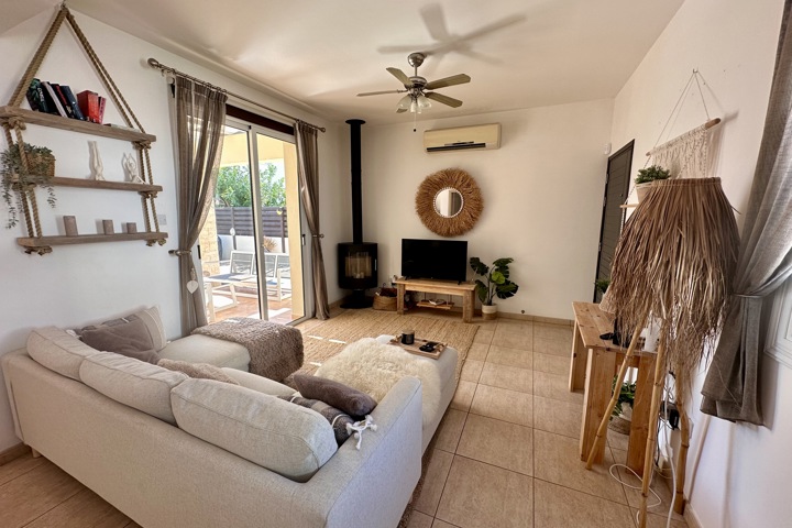 2 Bedroom detached Villa with private pool - 4