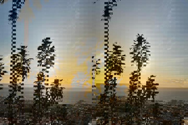 Bright Sea-View Apartment in South Tenerife - 4