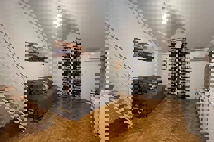 Anna's flat - 6