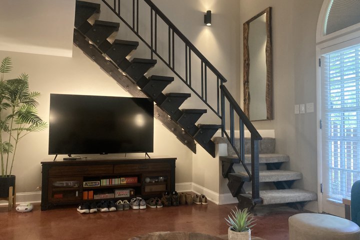 Remote-Ready Southwestern Loft in Nashville - 3