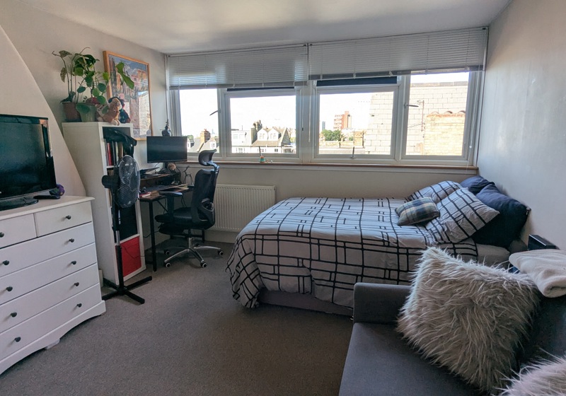 home swap in London, England
