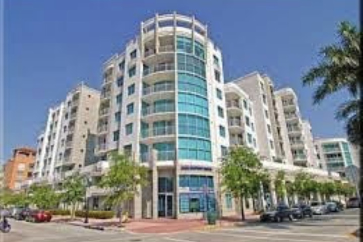 South of fifth luxury building - 5