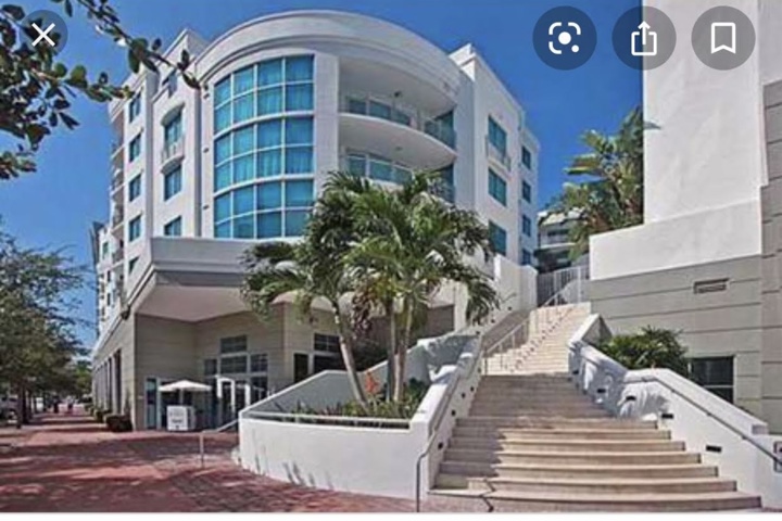 South of fifth luxury building - 9