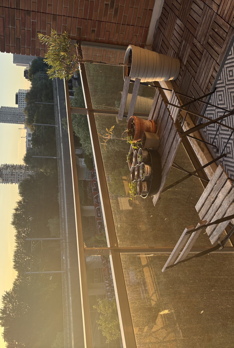 Spacious and fully equipped home in Amsterdam