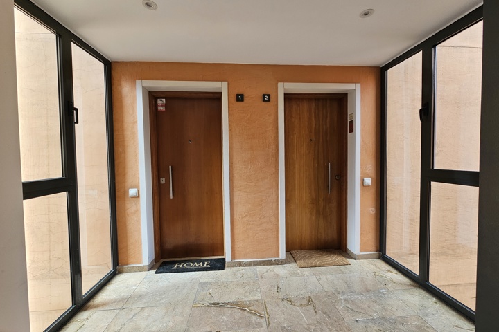 Live by an 11km beach within Barcelona metropole - 21