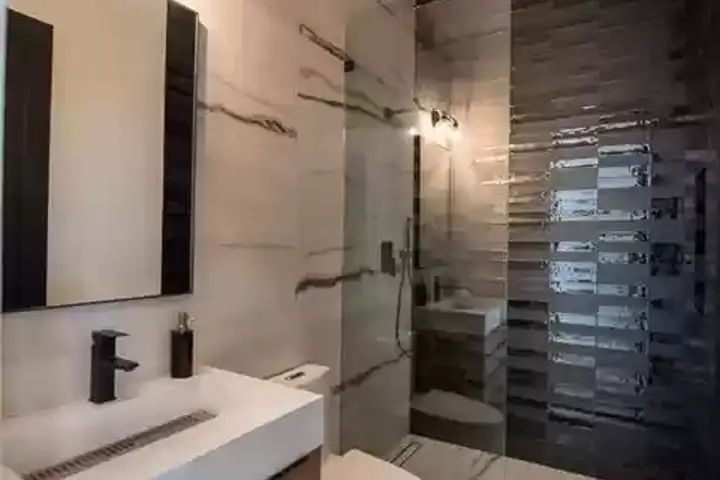 Modern LA Home with Breath-Taking Views - 24