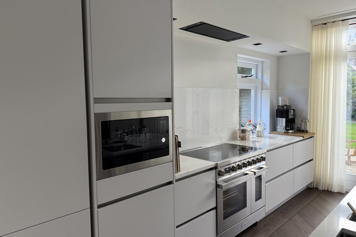 Newly Renovated Home - Close to Beach & Amsterdam - 2