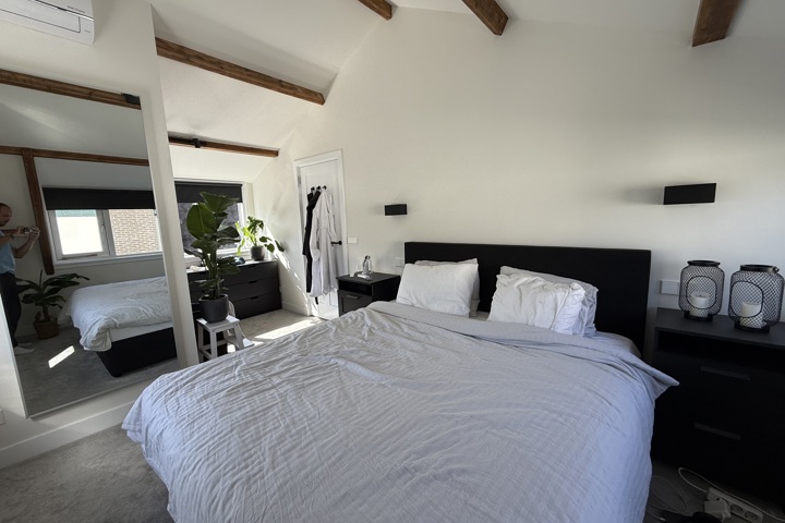 Newly Renovated Home - Close to Beach & Amsterdam - 11