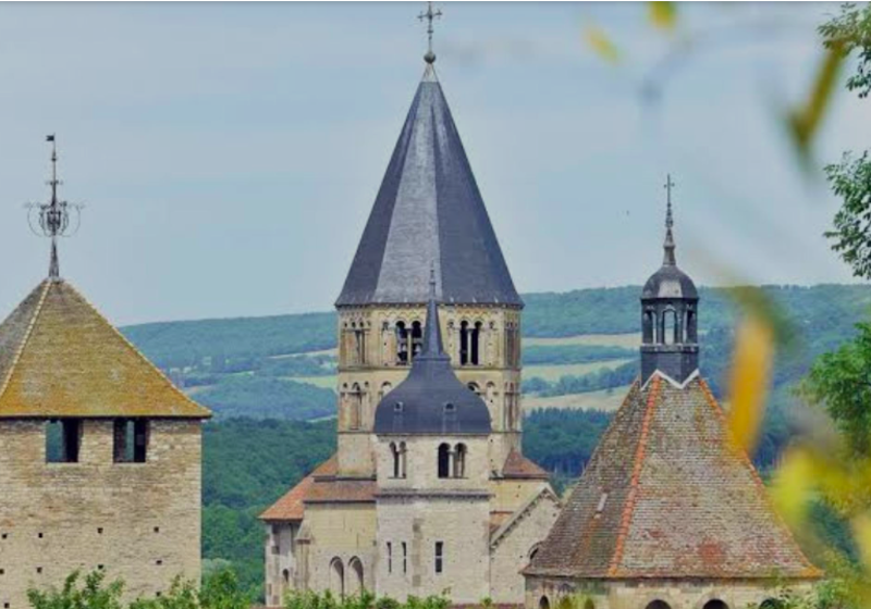 home swap in Cluny, France