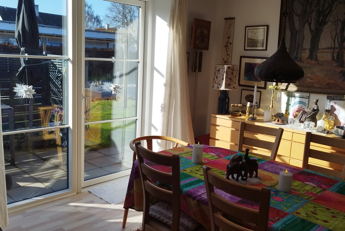 one half row house. Very private