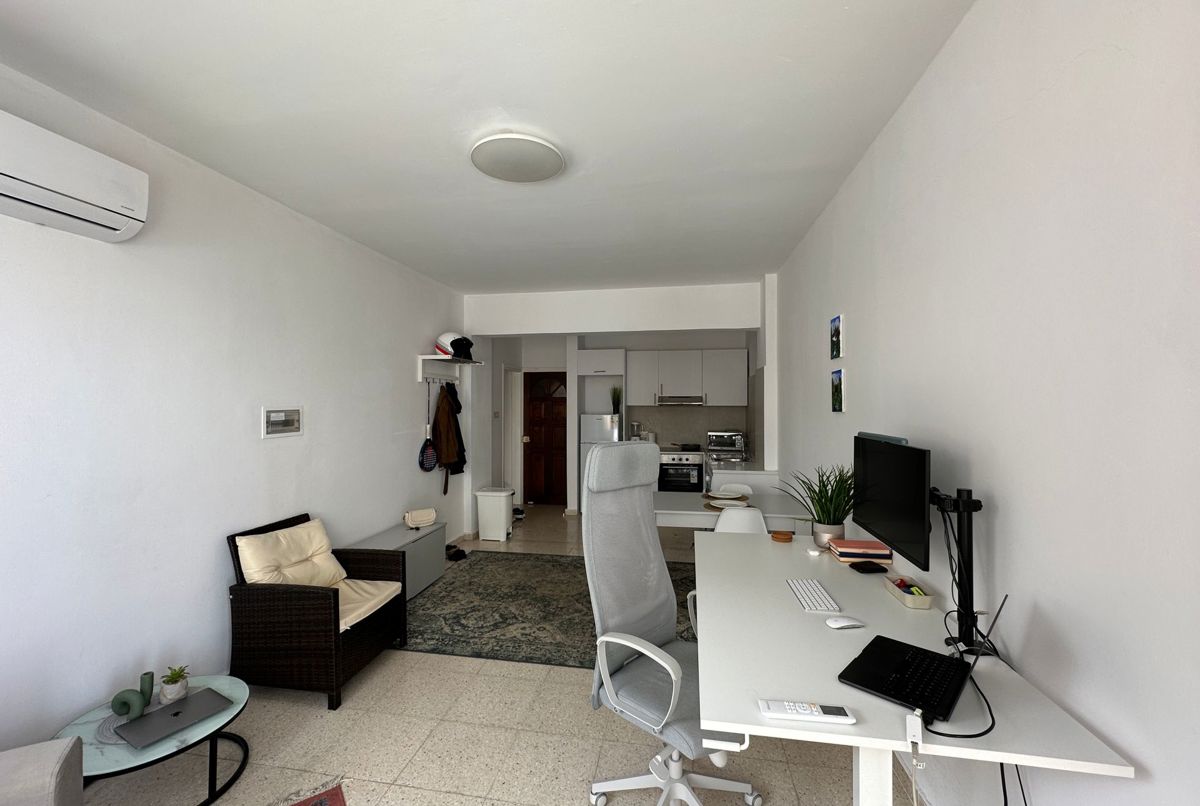 Cozy 1-BR Apartment within walking distance to 🏖