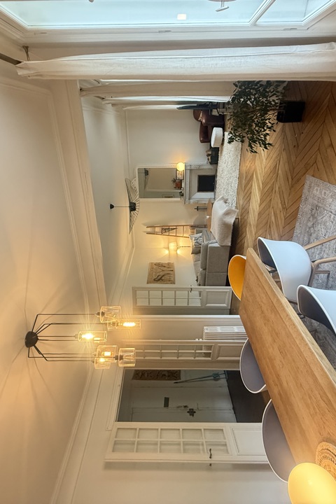 Very large 3 bedroom Haussmann in Paris 10e - 1