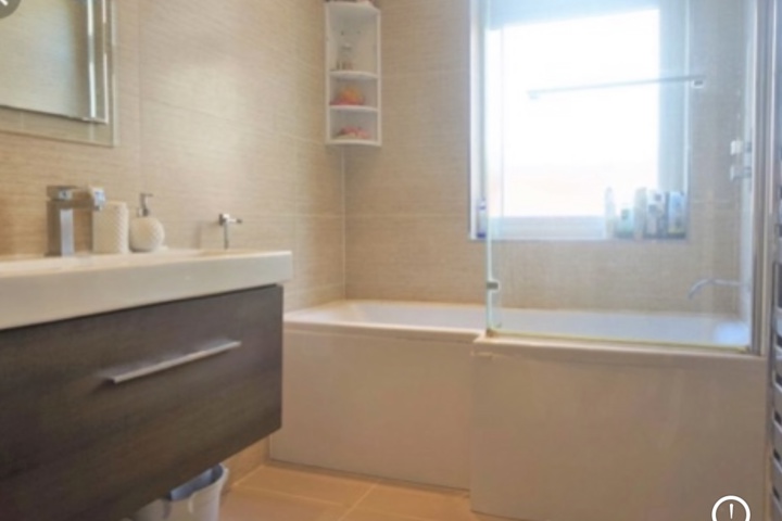 Beautiful home in London - 9