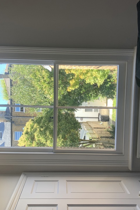 Charming 3 bed house in West London - 2