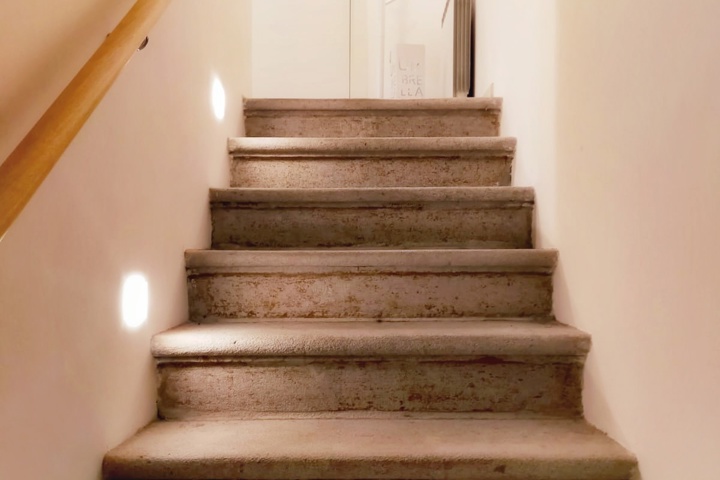 In un palazzo risalente al 1864 - 8