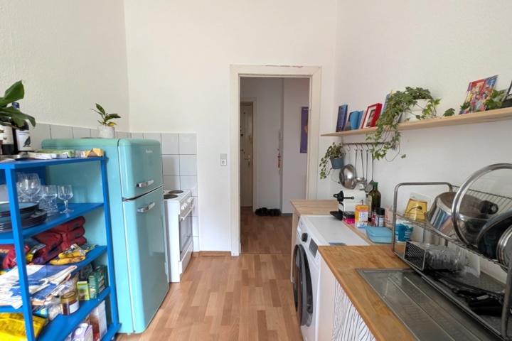 Bright 2-room apartment with balcony - 1