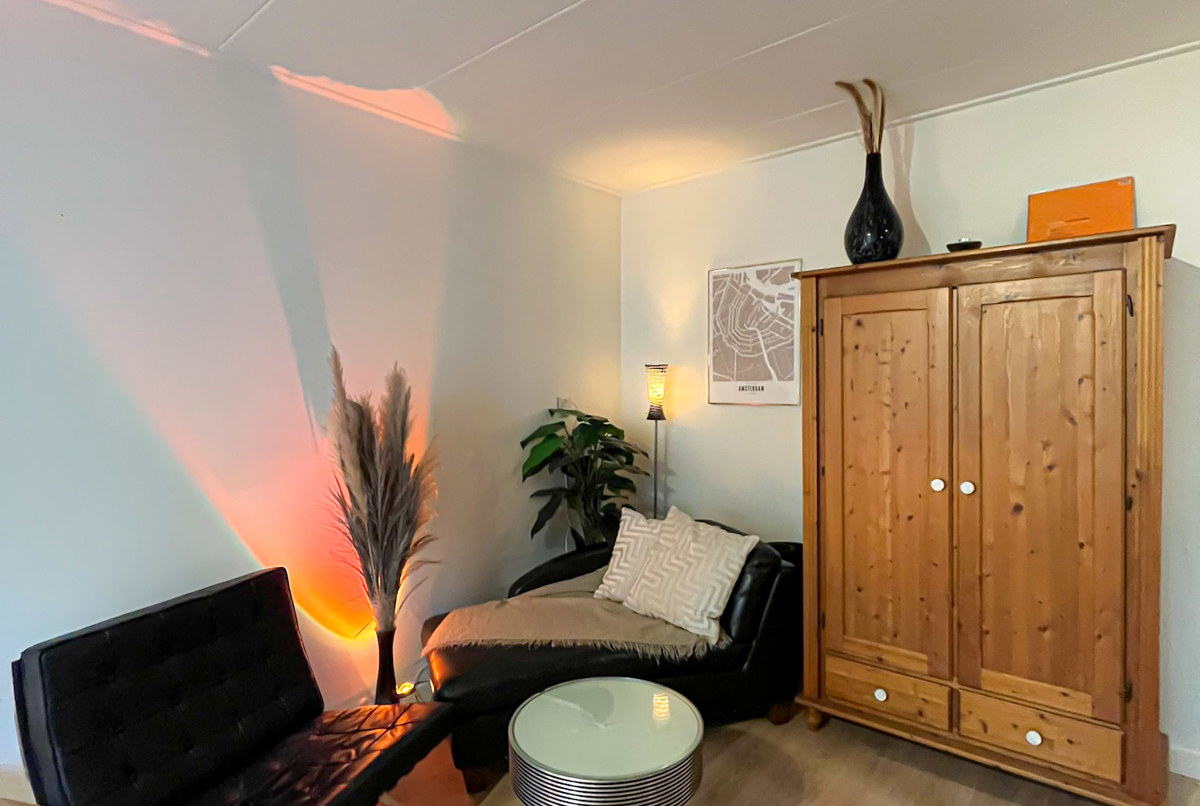 Studio appartement in the city centre Pijp Amsterd