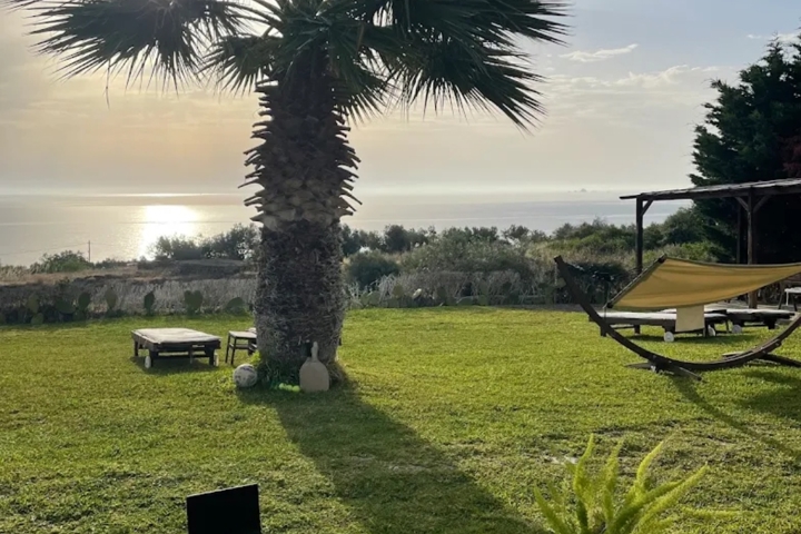 Volcanic stone Villa - 2