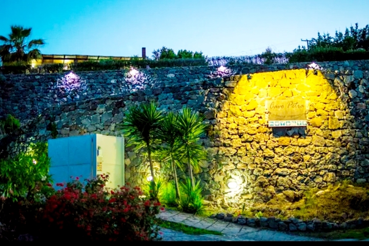 Volcanic stone Villa - 9