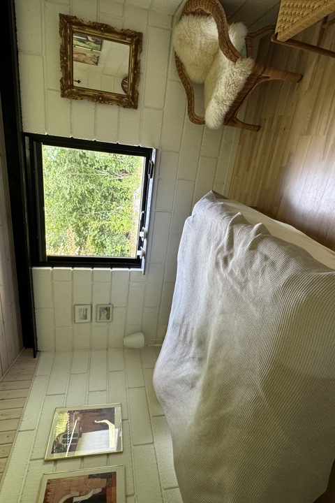 Summerhouse in nature - 9