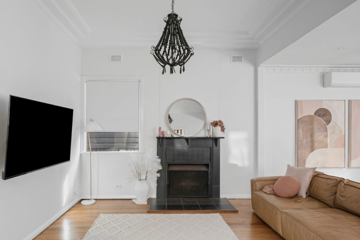 Contemporary Beachside Abode on the Escarpment - 1