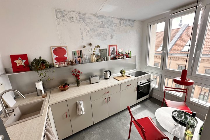 Bright & Stylish 2-Room Apartment in Berlin Mitte - 2
