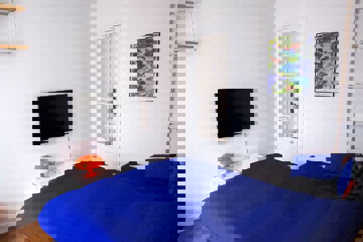 Typical parisian design apartment - 8