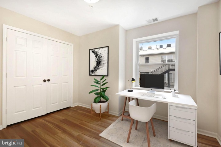 Centrally Located, Sunny, Safe Condo in D.C. - 5