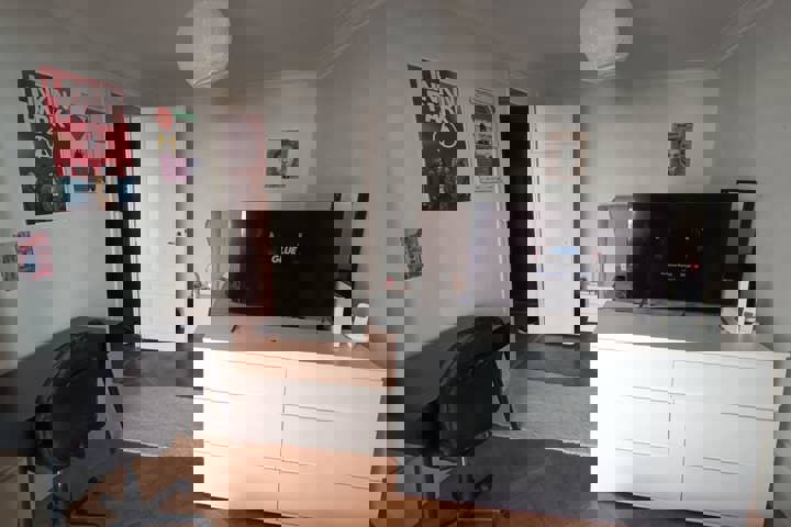 Cozy apartment by the lake - 1