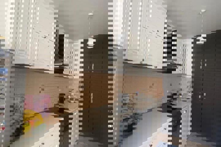 Spacious bright apartment - 1