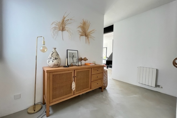 Pearl south of Barcelona by the beach - 1