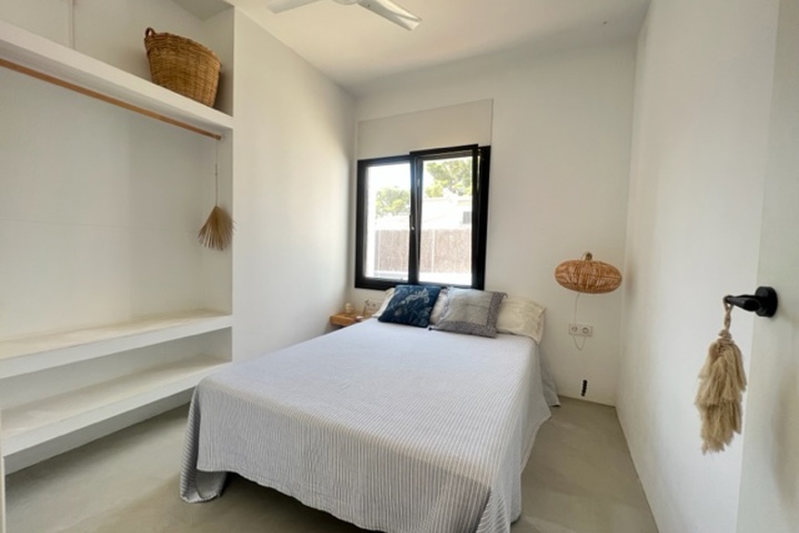 Pearl south of Barcelona by the beach - 10