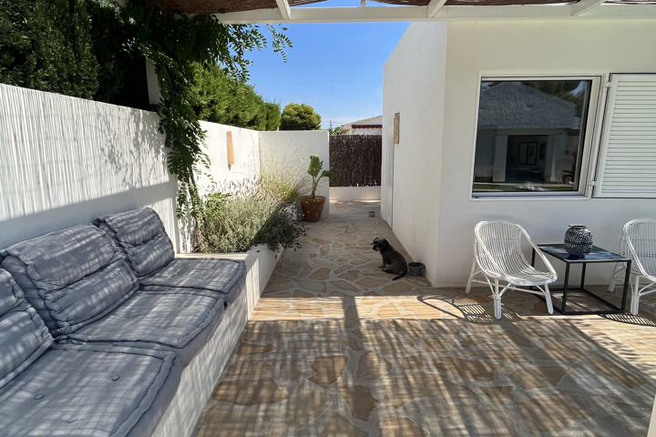 Pearl south of Barcelona by the beach - 18