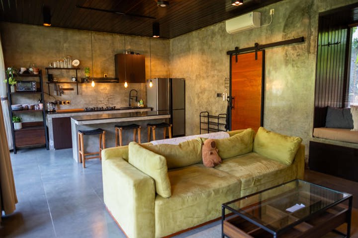 Solar Powered 1 Bedroom in Heart of Canggu, Bali - 1