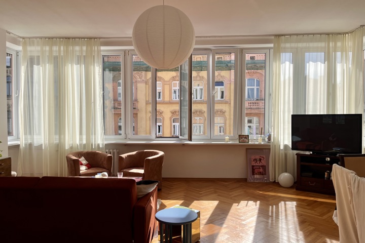 90m2 Apartment on Piotrkowska Street - 2