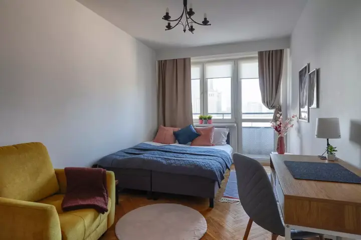 bedroom in a shared apartment - 1