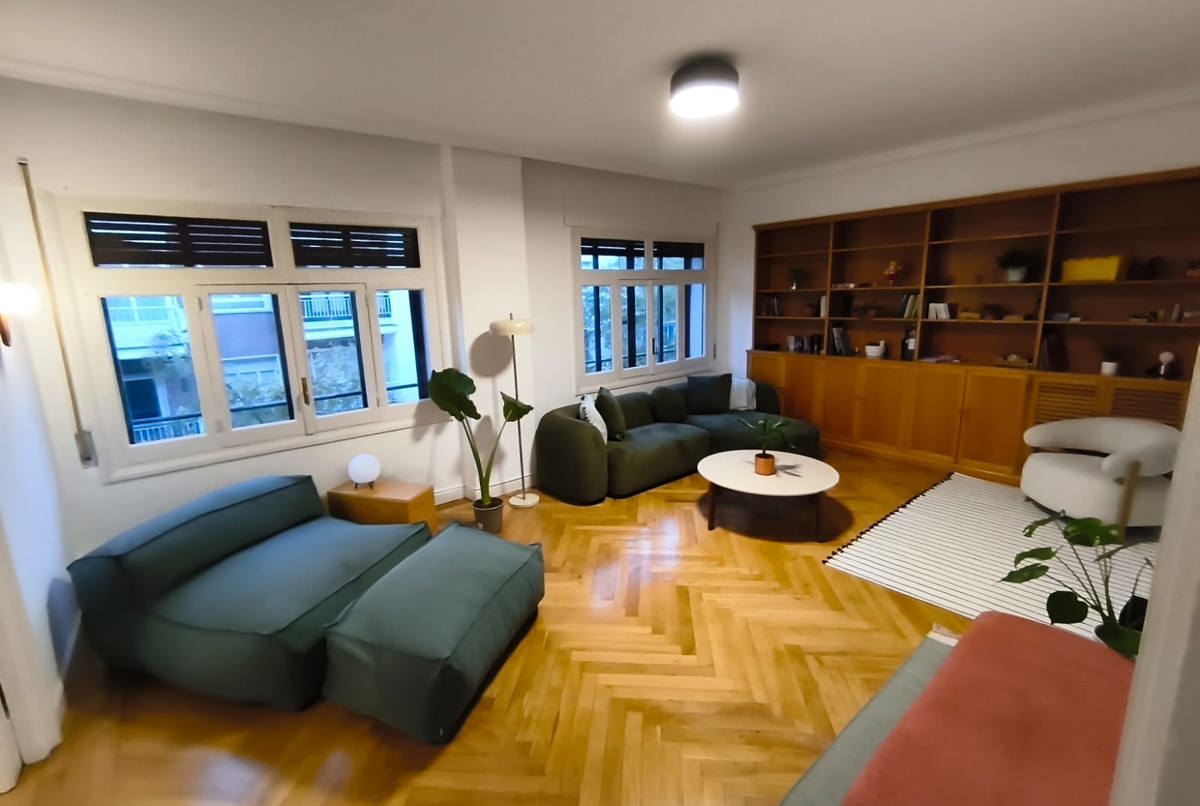Spacious apartment in the heart of Madrid