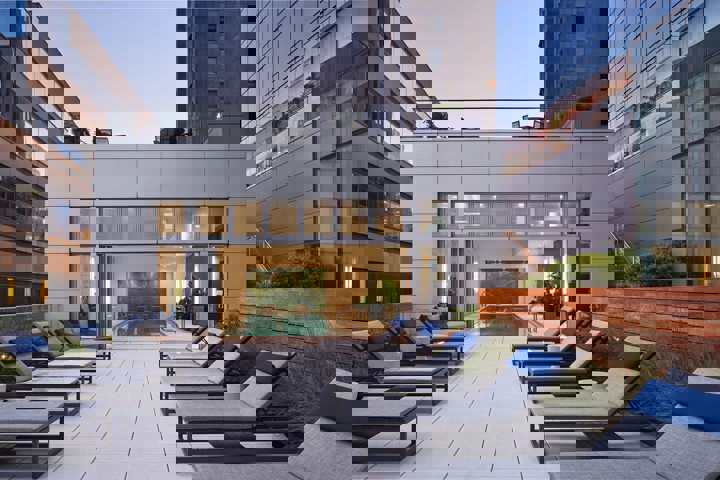 Cozy apt in luxury bldg, heart of downtown Chi - 3