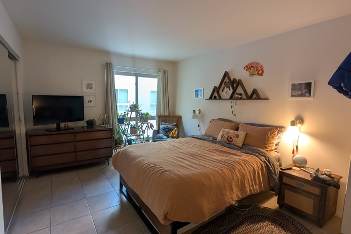 Warm Oakland casita in central location - 3