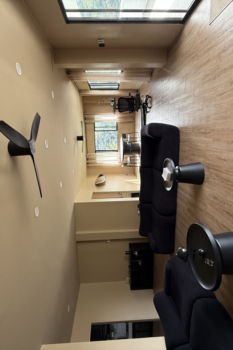 hill seaview apartment - 2