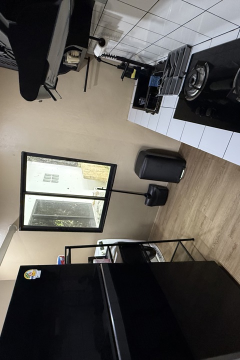 hill seaview apartment - 8