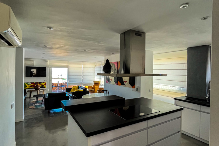 Spacious and modern apartment in Ibiza town - 1