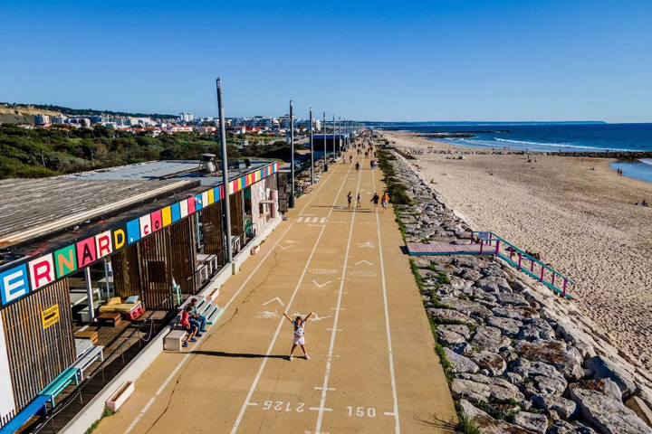 Spacious Studio with 50m² Terrace 2 min from Beach - 11