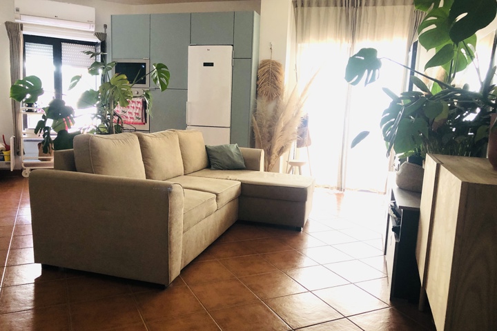 Spacious Studio with 50m² Terrace 2 min from Beach - 3